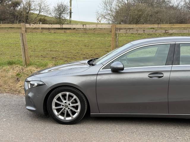 2018 Mercedes-Benz A Class 1.3 A180 Sport Executive 5dr Auto