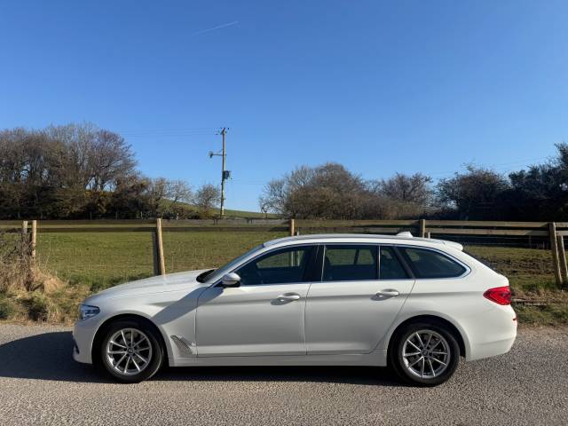2019 BMW 5 Series 2.0 520d SE 5dr Auto