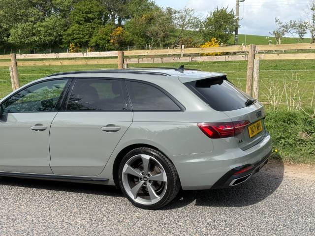 2022 Audi A4 2.0 35 TDI Black Edition 5dr S Tronic