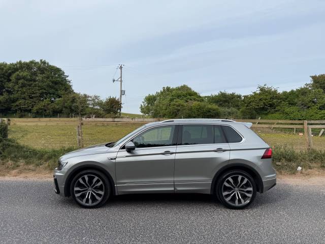 2020 Volkswagen Tiguan 2.0 TDi 150 R-Line Tech 5dr DSG