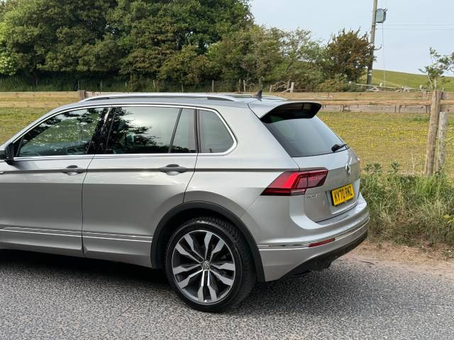 2020 Volkswagen Tiguan 2.0 TDi 150 R-Line Tech 5dr DSG