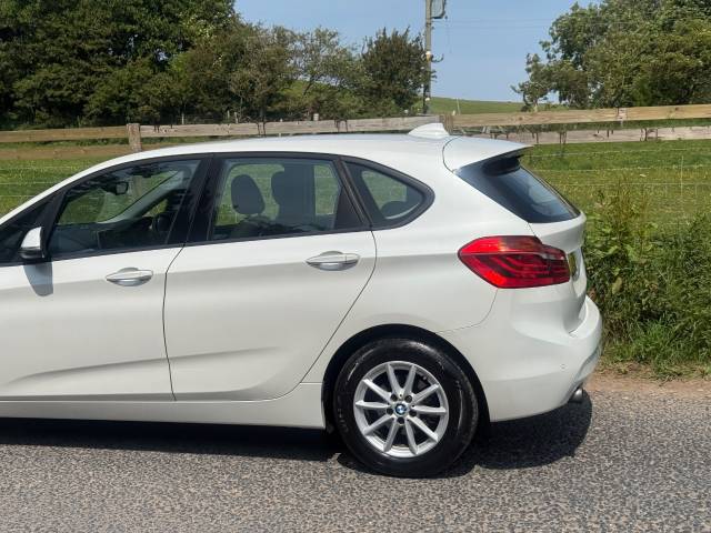 2017 BMW 2 Series 1.5 218i SE 5dr [Nav]