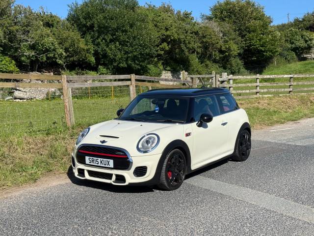 Mini Hatchback 2.0 John Cooper Works 3dr Hatchback Petrol White