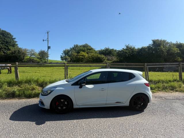 2015 Renault Clio 1.6T 16V RenaultSport Trophy Nav 220 5dr Auto