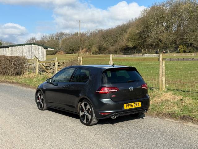 2016 Volkswagen Golf 2.0 TSI GTI 3dr [Performance Pack]