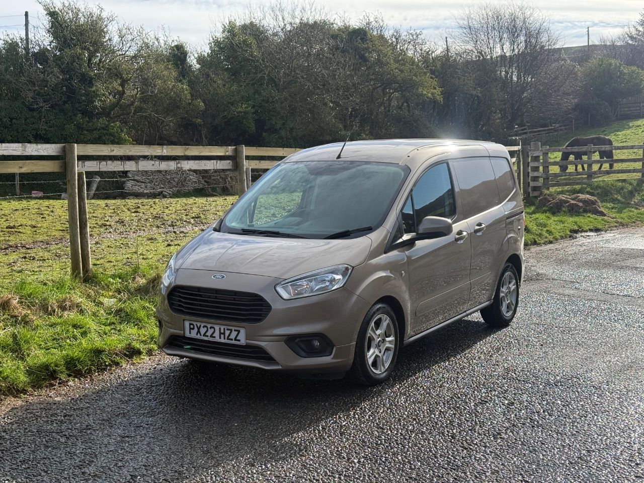 2022 Ford Transit Courier