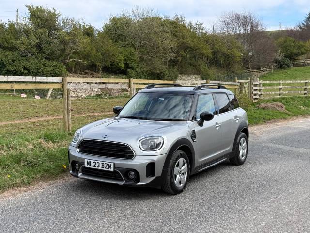 Mini Countryman 1.5 COUNTRYMAN COOPER CLASSIC Hatchback Petrol Silver