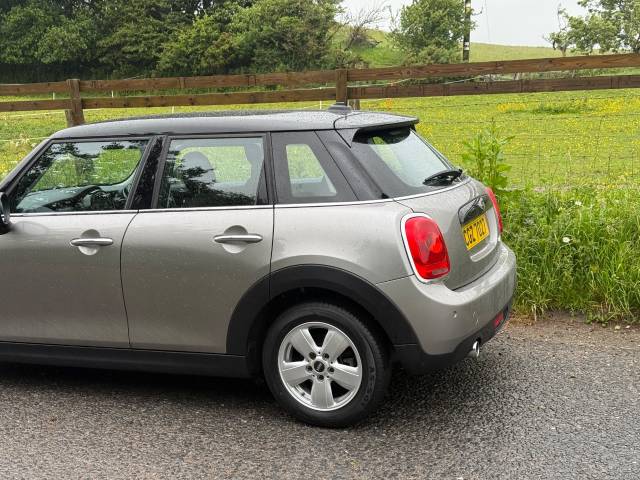 2016 Mini Hatchback 1.5 Cooper D 5dr Auto
