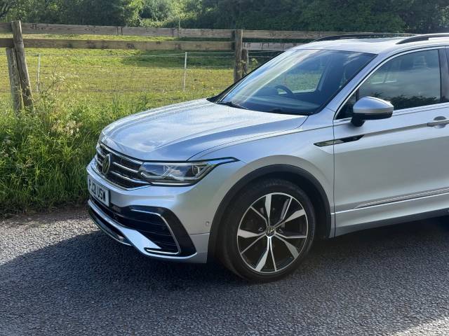 2021 Volkswagen Tiguan 2.0 TDI R-Line 5dr DSG