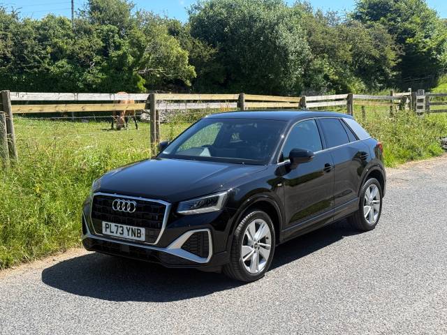 Audi Q2 1.5 35 TFSI S Line 5dr S Tronic Estate Petrol Black