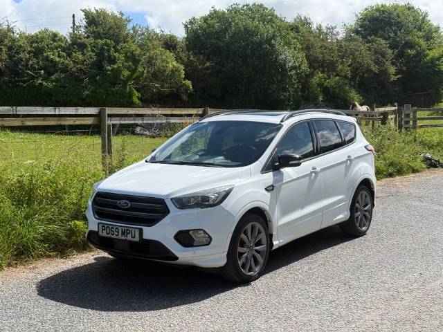 Ford Kuga 2.0 TDCi ST-Line Edition 5dr 2WD Hatchback Diesel White