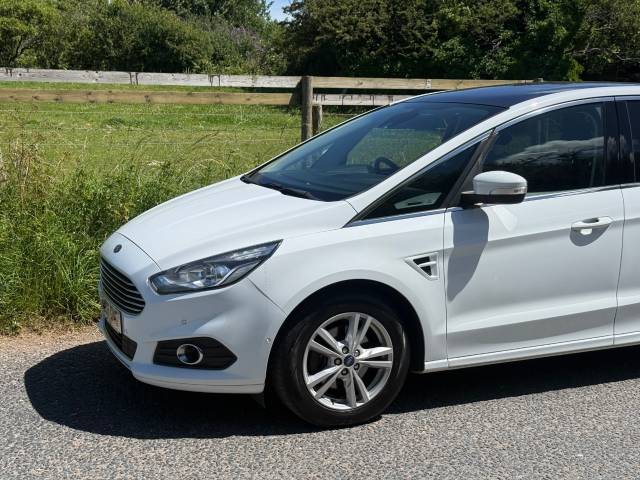 2016 Ford S-MAX 2.0 TDCi 150 Titanium 5dr 7 Seat