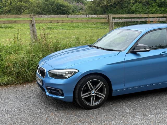 2019 BMW 1 Series 118i [1.5] Sport 5dr [Nav/Servotronic]