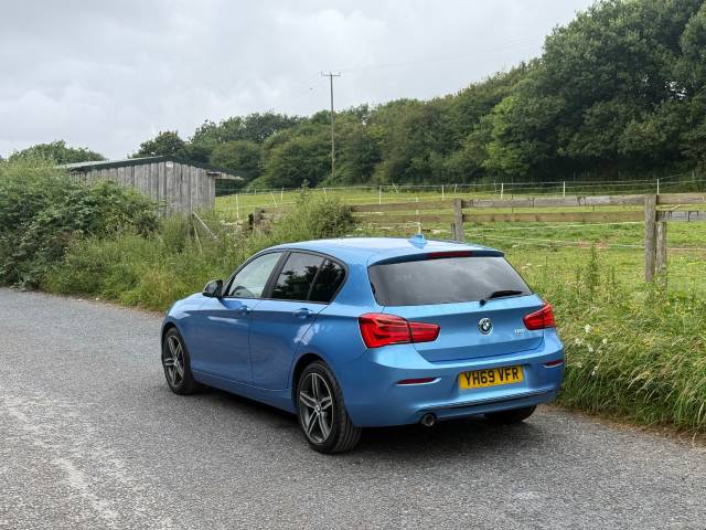 2019 BMW 1 Series 118i [1.5] Sport 5dr [Nav/Servotronic]