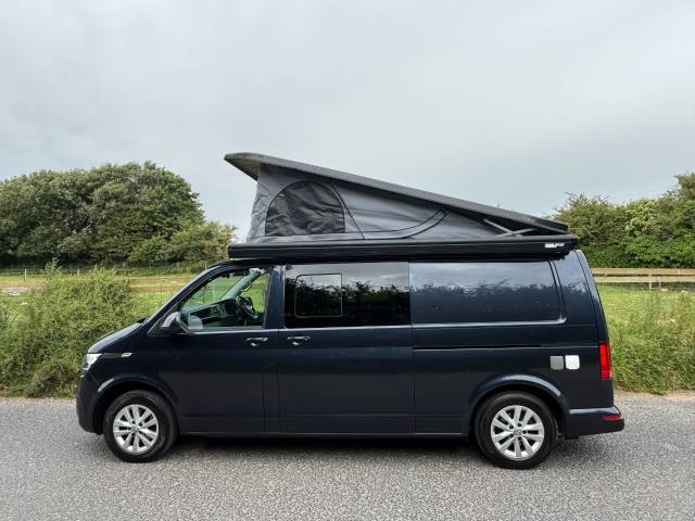 2021 Volkswagen Transporter 2.0 TDI Highline LWB Camper Van