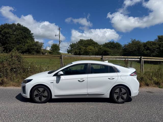 2020 Hyundai Ioniq 1.6 GDi Hybrid 1st Edition 5dr DCT
